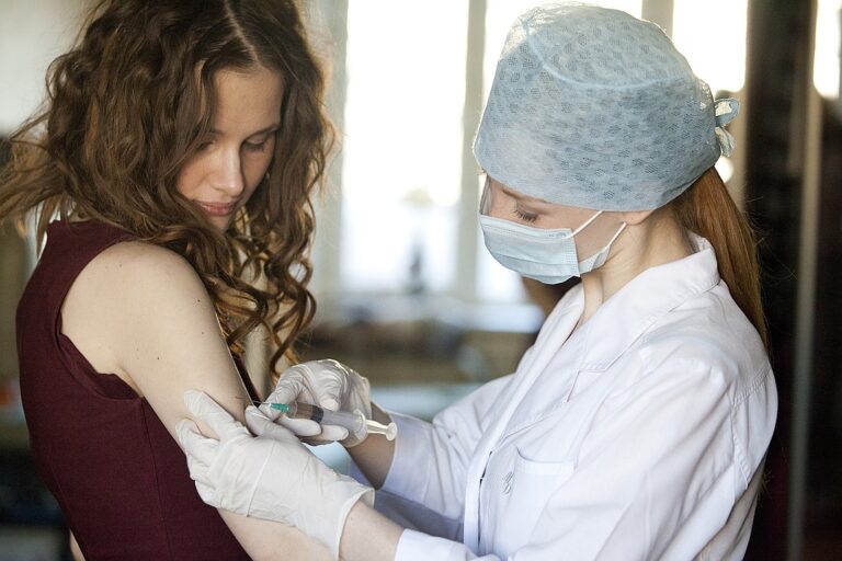 94% — эффективность вакцины Pfizer в Израиле совпала с результатами клинических испытаний